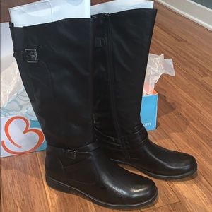 New Baretraps Corrie tall riding boots. Black 9